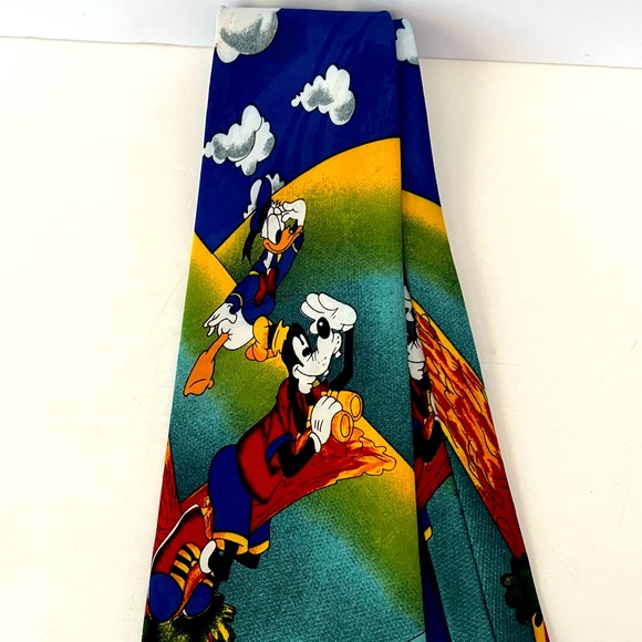 Disney Mickey Unlimited by Balance INC Vintage Mickey Mouse & Friends Golf Tie - Picture 3 of 7